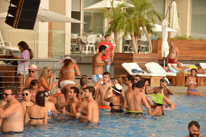 Sunday Pool Party at Whitelace
